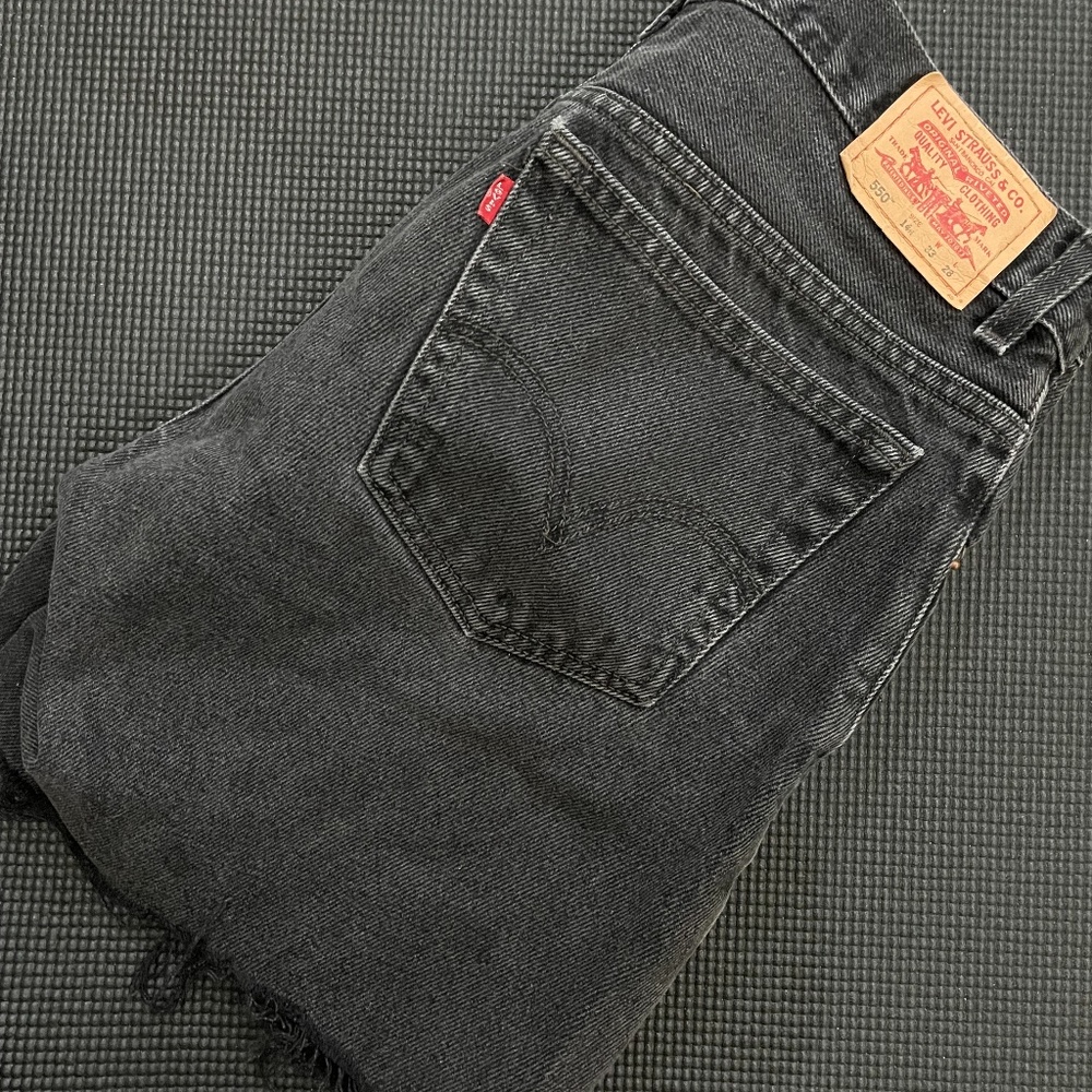 Levi Vintage 550 Cut Off Shorts